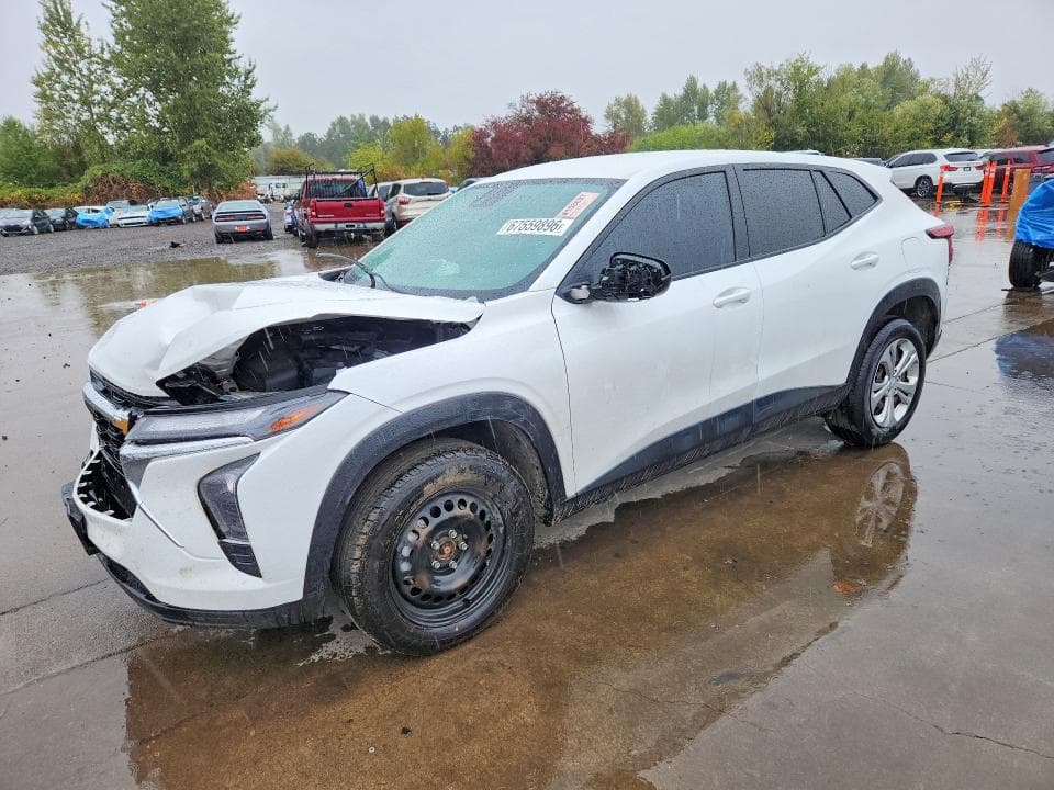 2024 CHEVROLET TRAX LS - 1