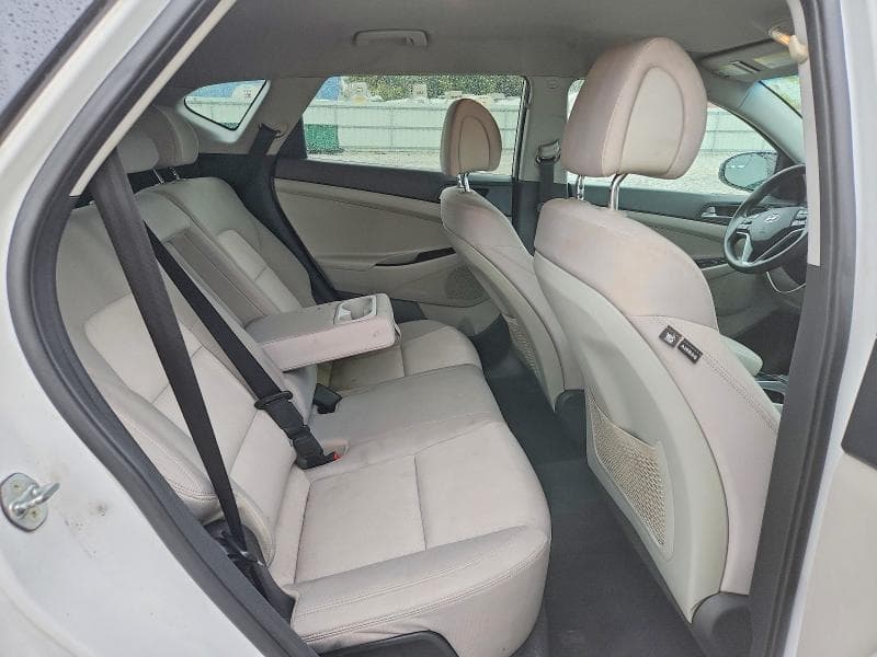 2018 HYUNDAI TUCSON SEL 11