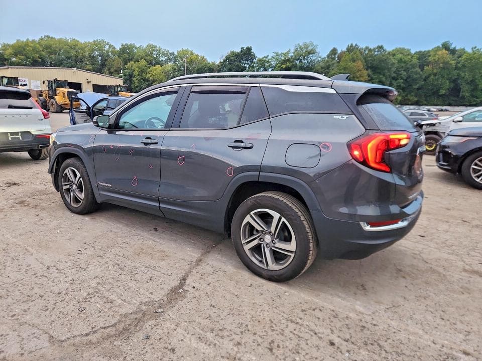2020 GMC TERRAIN SLT 2