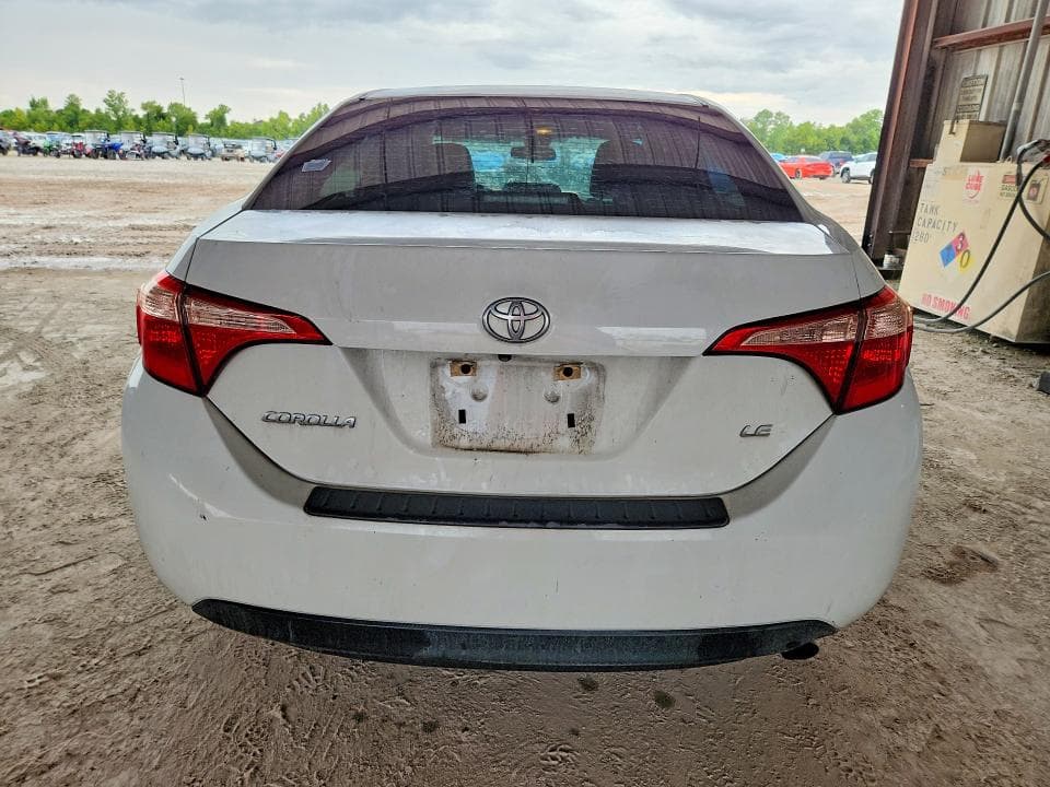 2018 TOYOTA COROLLA LE 6