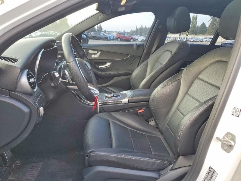 2020 MERCEDES-BENZ C 300 7