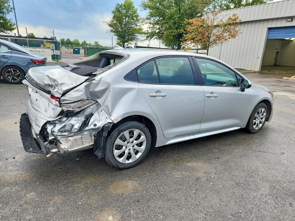 2026 TOYOTA COROLLA LE 3