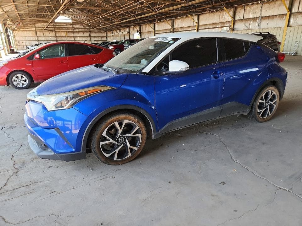 2019 TOYOTA C-HR XLE