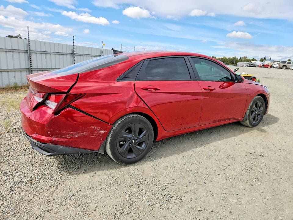 2022 HYUNDAI ELANTRA SEL 3