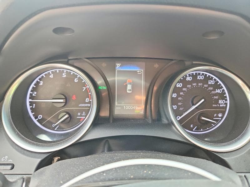 2018 TOYOTA CAMRY SE 9