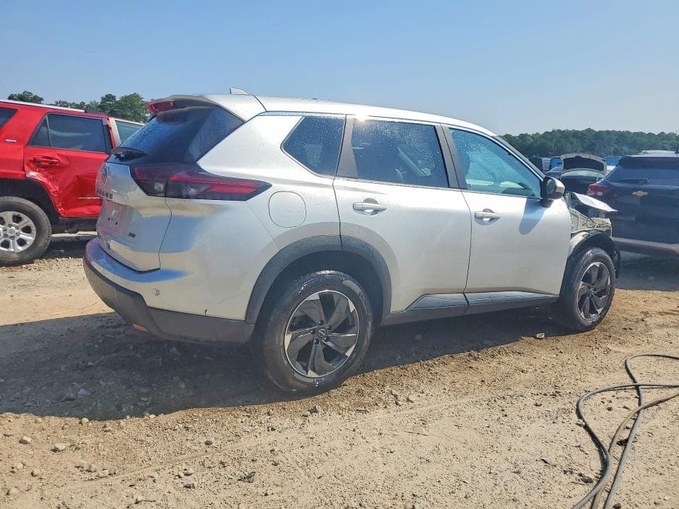 2025 NISSAN ROGUE SV 3