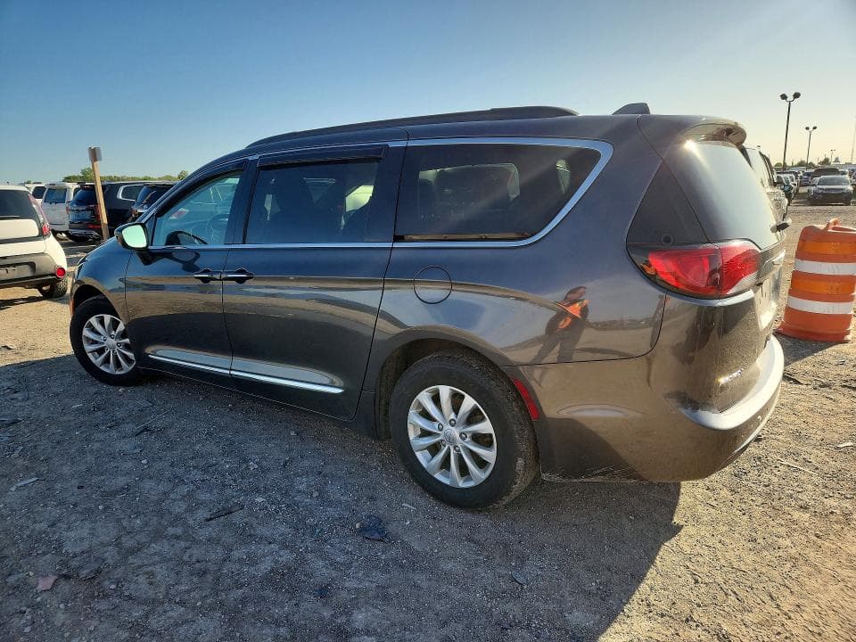 2017 CHRYSLER PACIFICA TOURING L 2