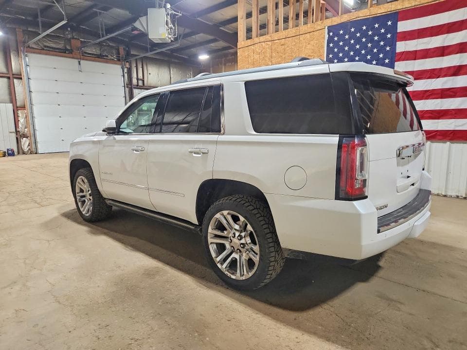 2017 GMC YUKON DENALI 2