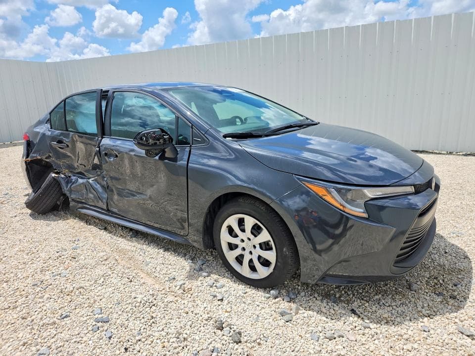 2026 TOYOTA COROLLA LE 4