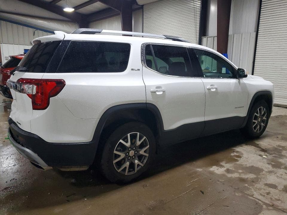 2022 GMC ACADIA SLE 3
