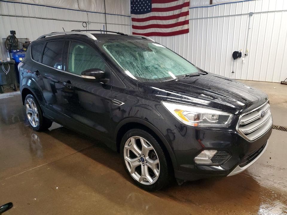 2018 FORD ESCAPE TITANIUM 4
