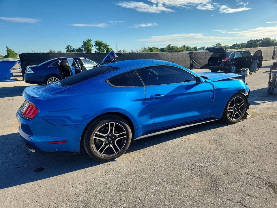 2019 FORD MUSTANG 3