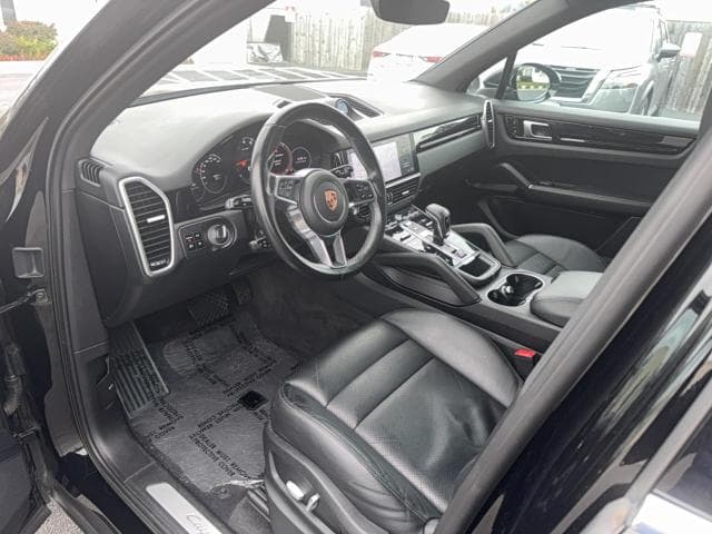 2020 PORSCHE CAYENNE 13