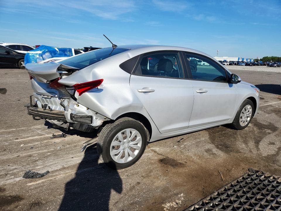 2022 HYUNDAI ACCENT SE 3