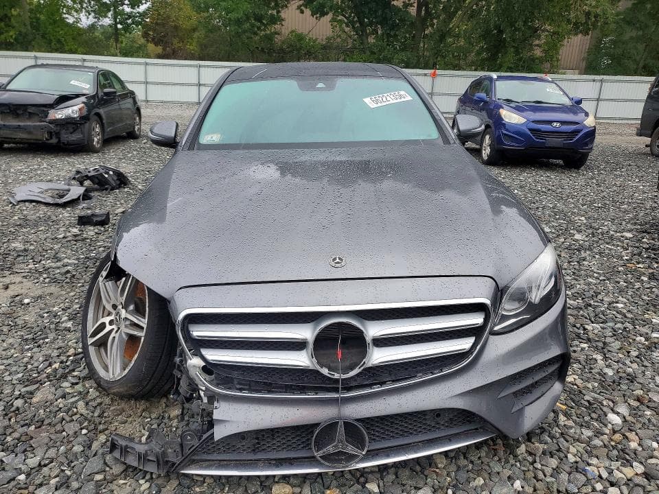 2018 MERCEDES-BENZ E 300 4MATIC 5