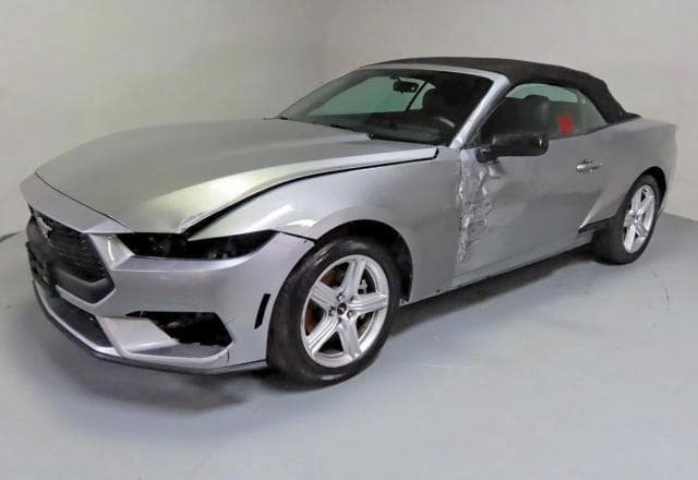 2026 FORD MUSTANG 2