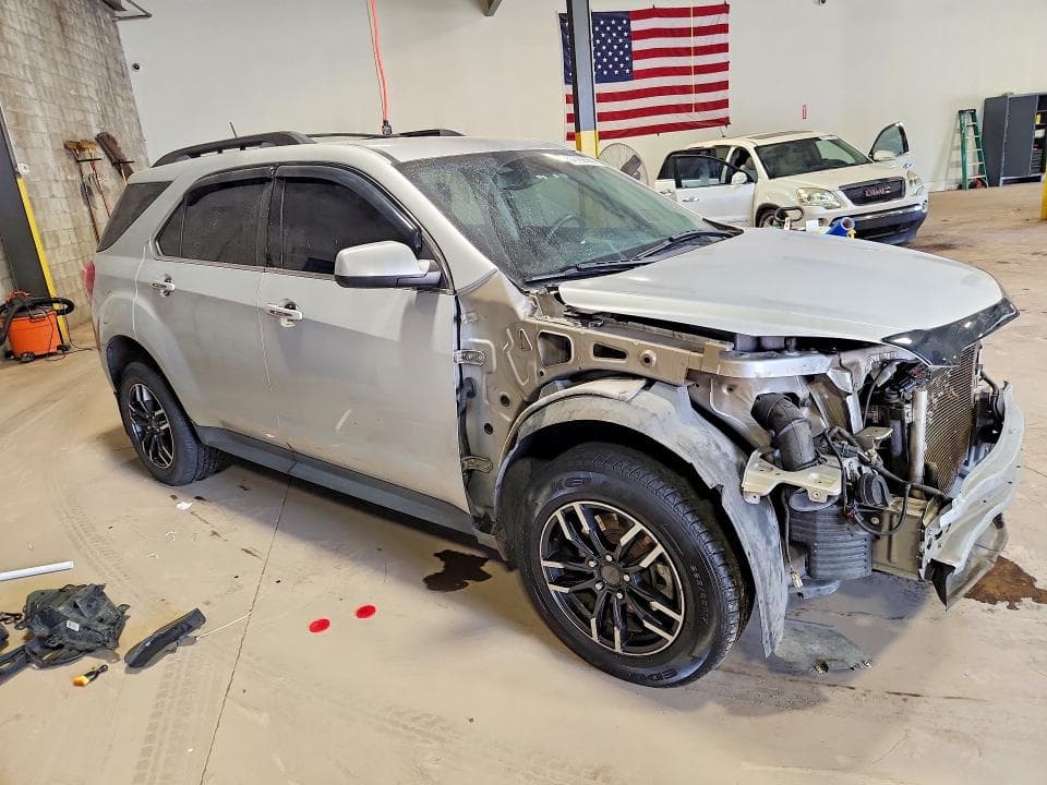 2017 CHEVROLET EQUINOX LT 4