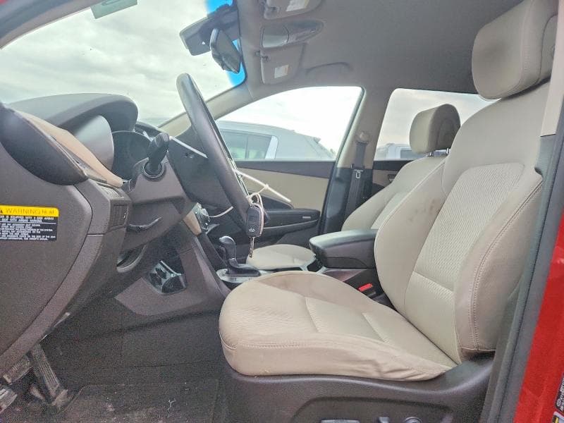 2018 HYUNDAI SANTA FE SE 7