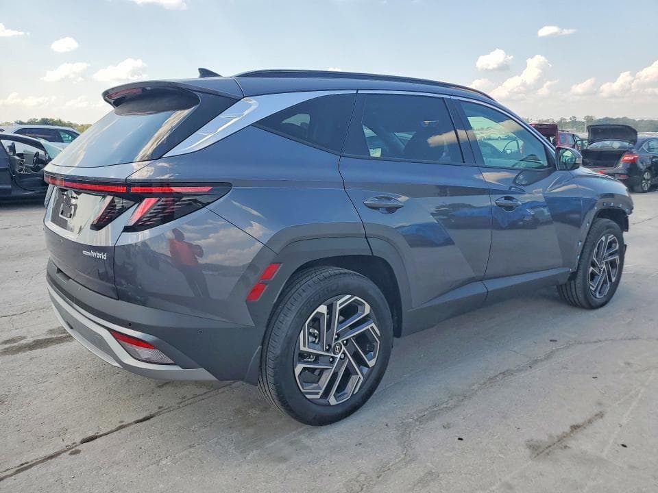 2025 HYUNDAI TUCSON LIMITED 3