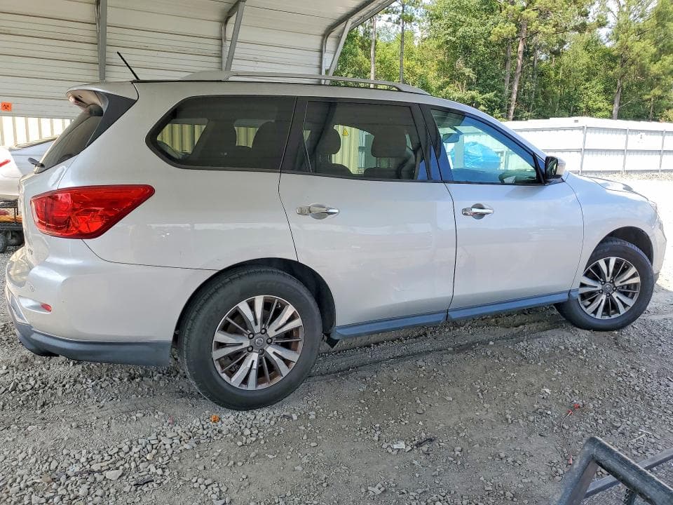 2018 NISSAN PATHFINDER SV 3