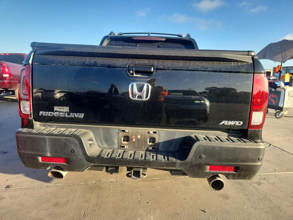 2021 HONDA RIDGELINE BLACK EDITION 6