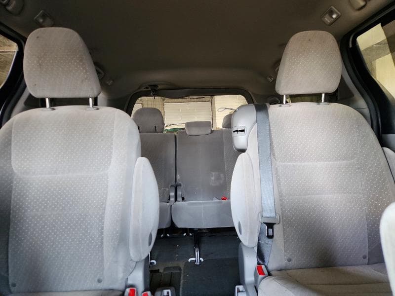 2018 TOYOTA SIENNA LE 10