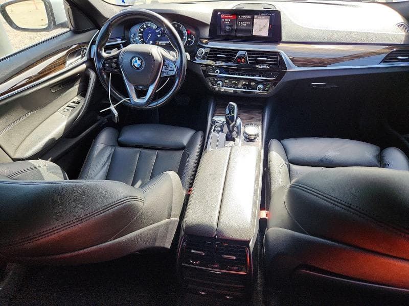 2019 BMW 530 XI 8
