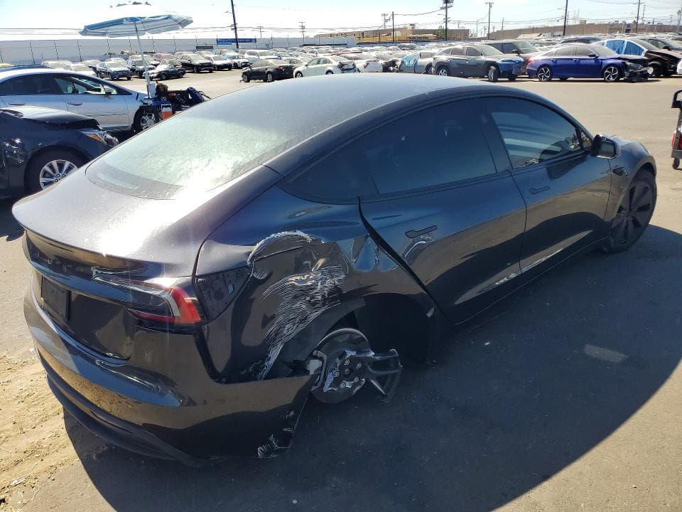 2024 TESLA MODEL 3 3