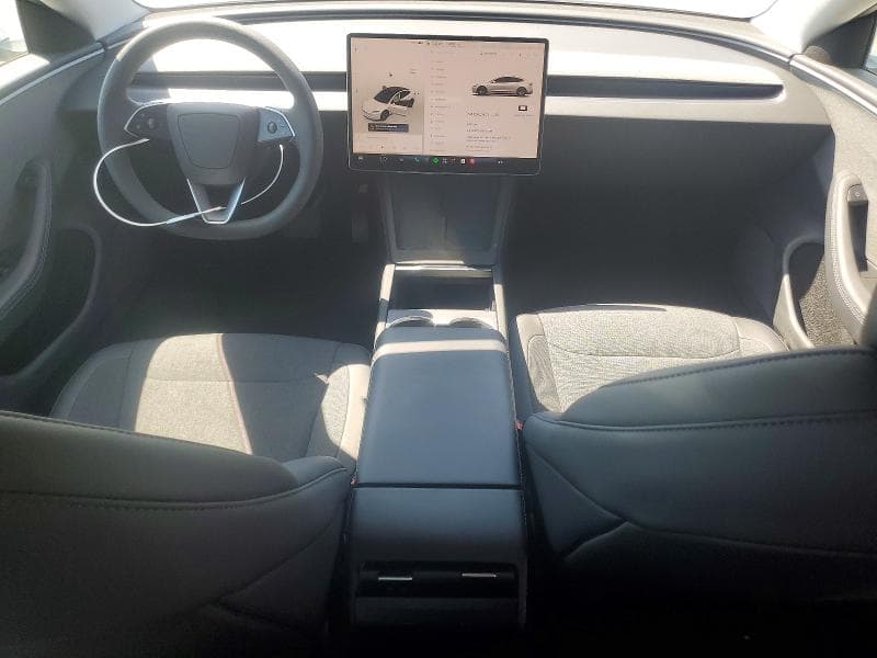 2025 TESLA MODEL 3 8