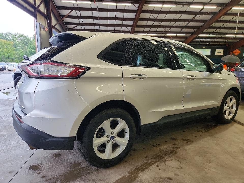 2017 FORD EDGE SE 3