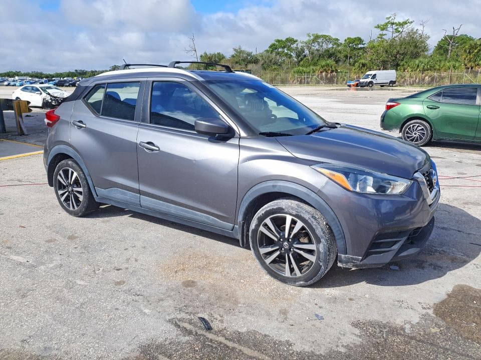 2019 NISSAN KICKS SV 4