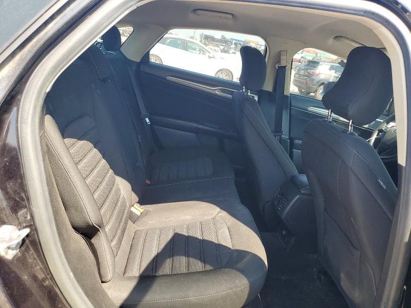 2019 FORD FUSION SE 10