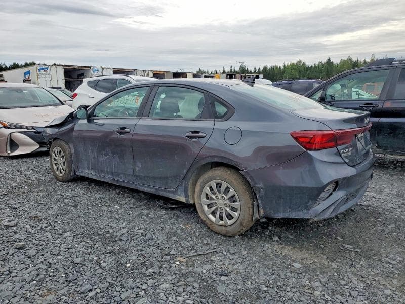 2022 KIA FORTE FE 2