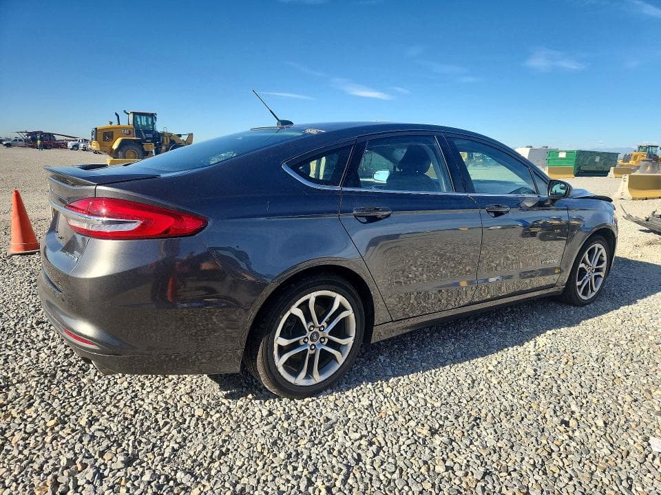 2017 FORD FUSION SE HYBRID 3