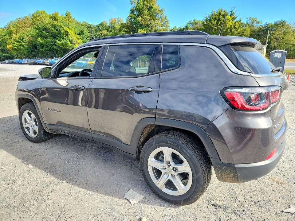 2023 JEEP COMPASS LATITUDE 2