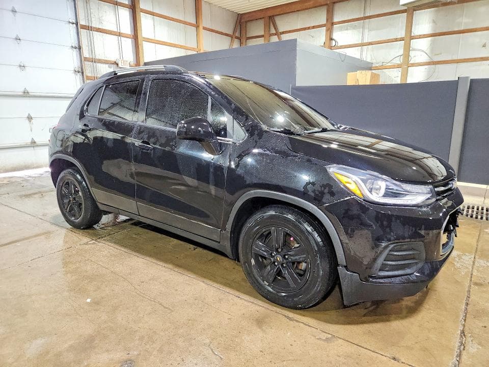 2020 CHEVROLET TRAX 1LT 4