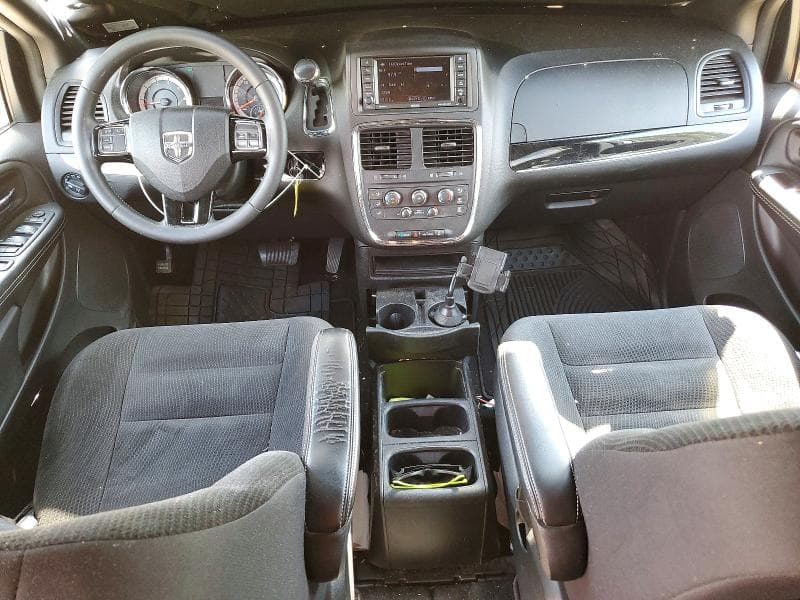 2018 DODGE GRAND CARAVAN SE 8
