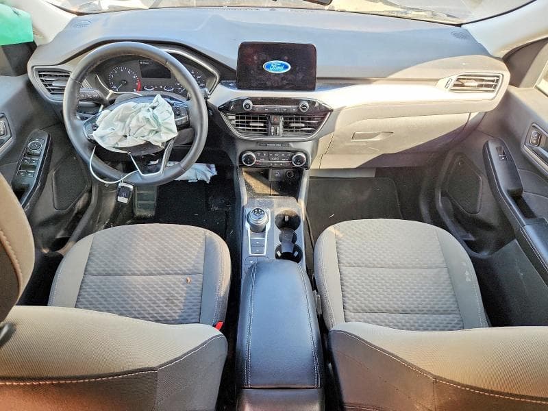 2022 FORD ESCAPE SE 8