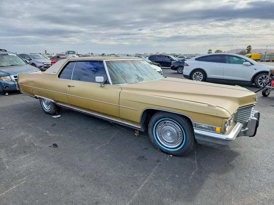 1972 CADILLAC DEVILLE 4