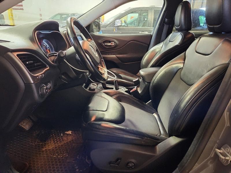 2019 JEEP CHEROKEE LATITUDE PLUS 7