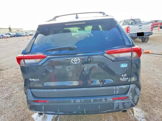 2020 TOYOTA RAV4 LE 6