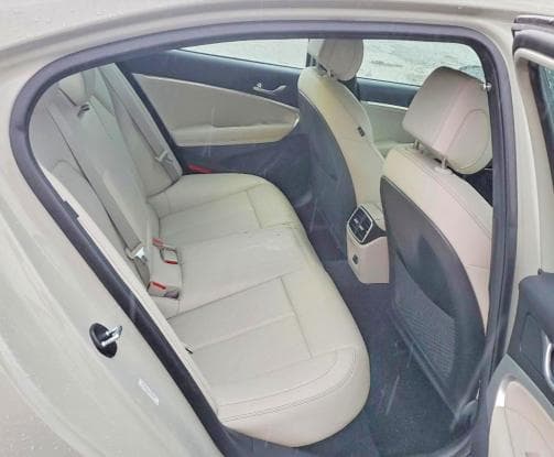 2024 GENESIS G70 2.5T STANDARD 10