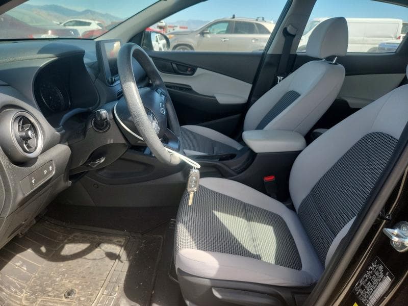 2022 HYUNDAI KONA SE 7