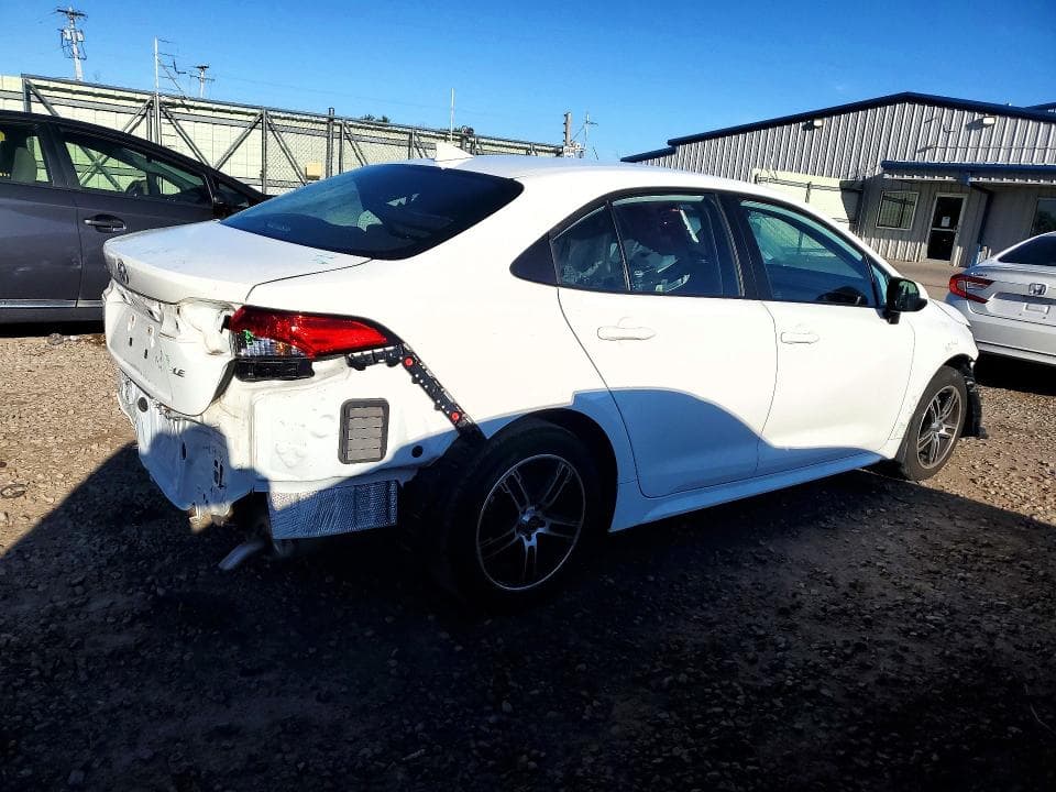 2022 TOYOTA COROLLA LE 3