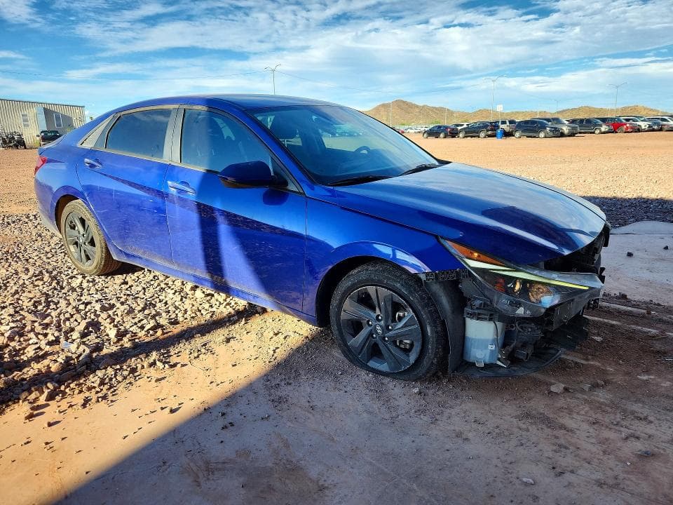 2021 HYUNDAI ELANTRA SEL 4