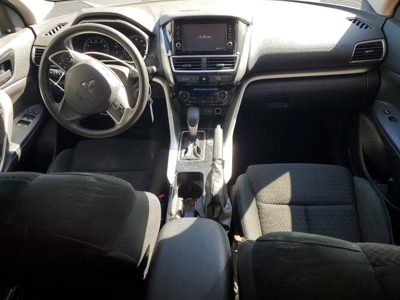 2020 MITSUBISHI ECLIPSE CROSS ES 8