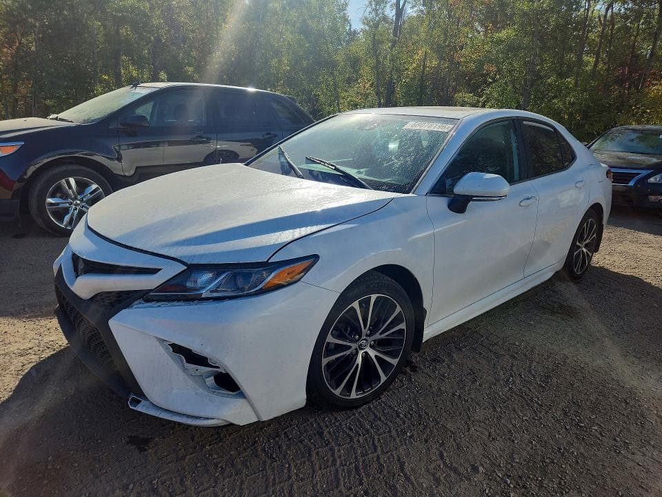 2020 TOYOTA CAMRY SE - 1