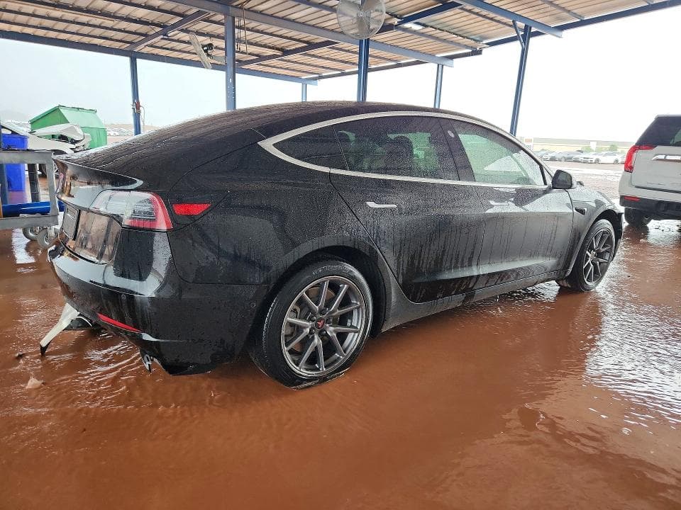2020 TESLA MODEL 3 3
