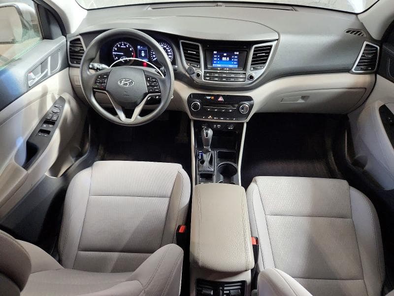 2017 HYUNDAI TUCSON SE 8