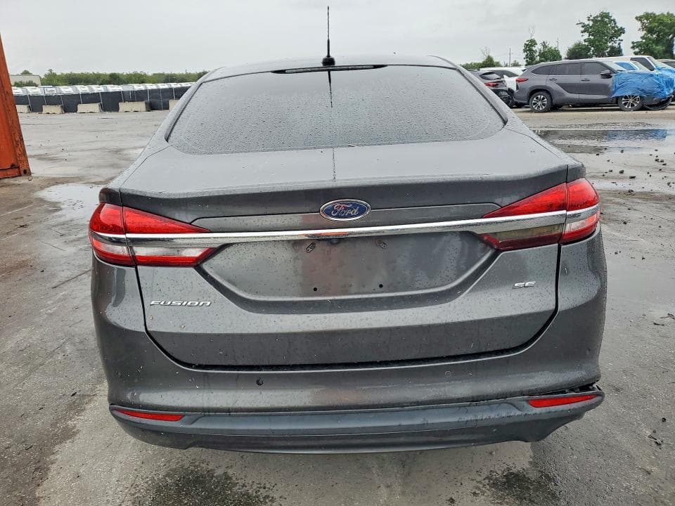 2017 FORD FUSION SE 6